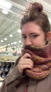 Brenda Kayser's Instagram, Twitter & Facebook