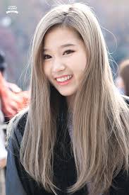 Tumblr Ny522vfxmg1uahpqjo1 1280 Jpg 1000 1500 Blonde Asian Hair Kpop Hair Color Korean Hair Color