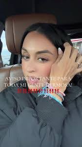 Diana Mandujano's Instagram, Twitter & Facebook