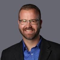 Alex Procter's Instagram, Twitter & Facebook