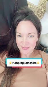 Nicole Wade's Instagram, Twitter & Facebook