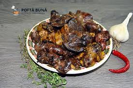 Tocanita de pipote si inimi reteta traditionala, gramaje, mod de preparare, calorii. Ficatei Inimi Si Pipote De Pasare La Garnita In Untura