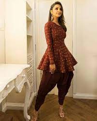 Pin By Payal Chheda On Parineeti Chopra Indian Fashion Dresses Stylish Dress Designs Kurti Designs Party Wear