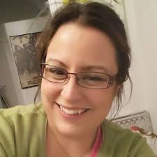 Isabelle Bergeron (@itzytupperware)