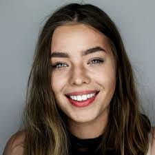 Olivia Devin's Instagram, Twitter & Facebook