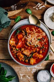 Eintopf Mit Viel Gemuse Kichererbsen Und Blumenkohl Leichtes Feierabend Soulfood Knusperstubchen Rezept In 2021 Kichererbsen Blumenkohl Kochen Eintopf