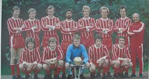 Flamengo x vasco, 1976 160 mil: Club Bayern Munchen E V 1976 Ganador De La Copa Intercontinental Al Disputarsela Al Cruzeiro De Belo Horizonte Con M Football Players Bayern Retro Football