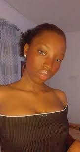 Lady with multiple boyfriends humor