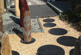 Garteneinfassungen Der Ksv Natursteinwelt Natursteine Steine Garten