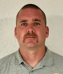 Derek Wilkie's Instagram, Twitter & Facebook