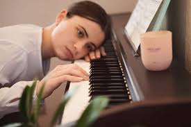 However, there are definitely bad piano teachers in singapore, so you still need to exercise due caution. How To Remember Piano Notes