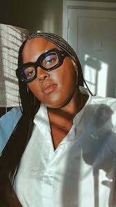 Reading Poetry Is Giving Me The Creative Courage to Write About Sex &  Desire.