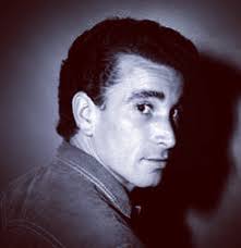 Alfonso zayas he was a famous actor who filmed more than a hundred films and series, at 80 he was remembered for having starred in numerous films, especially from the fichera era. Ytnoezlgkiixom