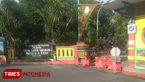 Jam berapa buka jembatan suroboyo di jembatan baru surabaya ini tidak ada jam buka karena ini merupakan fasilitas umum. Bencana Nasional Corona Pantai Lama Kenjeran Surabaya Ditutup Times Indonesia