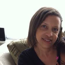 Renee Shields's Instagram, Twitter & Facebook