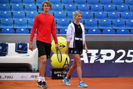 The winning car for the bmw open by fwu was unveiled by top model and bmw brand ambassador lena gercke, who likes to recall the final last year between alexander zverev and philipp kohlschreiber. Lena Gercke Joins Alex Zverev For An Exhibition Match At The Bmw Open In Munich Germany 260419 13
