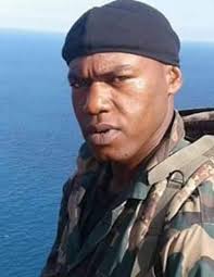 حركة نبيلة من متساكنين بوشمة برسم صورة #للشهيد البطل ♥️ عبد السلام السعفي♥️  أصيل بوشمة إستشهد في ملحمة بن قردان رحمك الله #صديقي في الجنة إن شاء الله