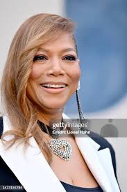 44,192 Heart In The Center Stock Photos, High-Res Pictures, and Images