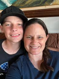 Western saddle 17in to 17.5in with 6.5in bars