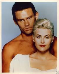 Two moon junction incorporates an all star cast, including louise fletcher, burl ives, sherilyn fenn, kristy mcnichol, and introducing as a rough and tumble carney, richard tyson. Sherilyn Fenn And Richard Tyson Dating Gossip News Photos