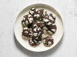I got about 36~40 of them with a teaspoonfuls for each. 30 Healthy Christmas Cookie Recipes Cooking Light