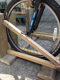 Truck bed bike rack plans. Wood Bike Rack 5 Steps Instructables