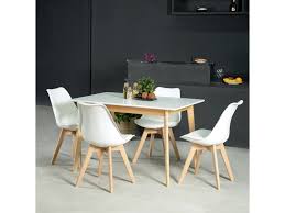 Découvrez un large choix d'ensemble table et chaises en promotion avec des nouveautés toute l'année et dans tous les magasins but. Ensemble Table Et Chaises Meubles Pour Tout Petits La Chambre De Bebe