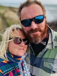 Found this today buried in sand. Wondered if anyone