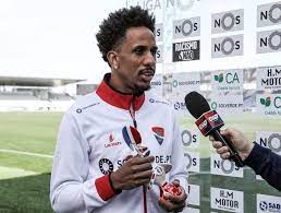 River ecuador empató a uno en el amistoso de la solidaridad disputado con chapecoense de brasil que valió para presentar la plantilla con. Lucas Mineiro Eleito Man Of The Match Pelos Adeptos Gil Vicente