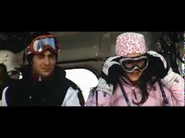 The trades talked to entertainment tonight host and reporter maria menounos about starring as a nurse who is romanced by the human torch (chris evans) in the fantastic four movie. Maria Menounos Fantastic Four Ski Bunny Youtube