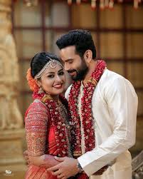 Image May Contain One Or More People And People Standing Indian Wedding Photography Poses Wedding Couple Poses Photography Indian Wedding Photography Couples