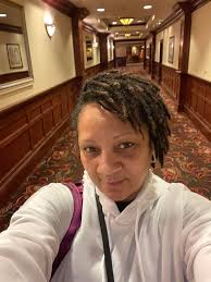 It's my birthday! 🎉🎊🎂🎁😻