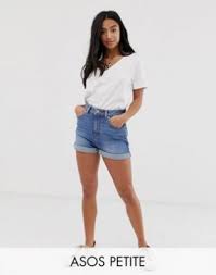 It looks really good on you. Denim Short Worn By Melanie Ralston Bridget Fonda In Jackie Brown Spotern
