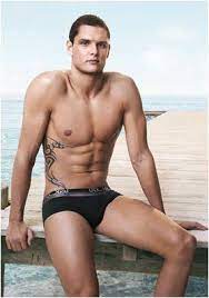Portail des communes de france : Interview Du Champion De Natation Florent Manaudou Le Geant