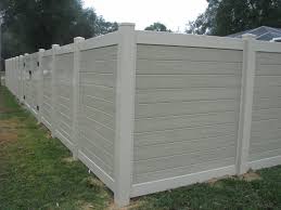 Custom Pvc Two Tone Privacy Fence With Gate Design By Mossy Oak Fence Company Orlando Melbourne Fl Vinyl Fence Fence Design Backyard Fences