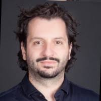 500+ perfiles de «Lessmann»