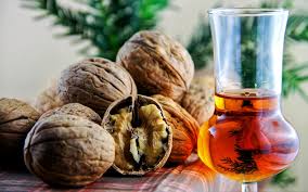 Il nocino è un liquore che ha una tradizione antica nel nostro paese. Il Nocino Di San Giovanni Sottocoperta Net