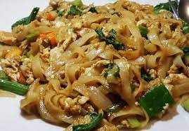 Kwetiau goreng is very similar to chinese malaysian and singaporean char kway teow.7 however, kwetiau goreng has been more heavily integrated into indonesian cuisine; Resep Kwetiau Goreng Enak Dan Mudah Bikin Yuk