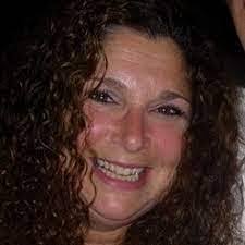 Elisa Terrell's Instagram, Twitter & Facebook