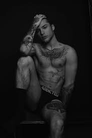 Бывший девичий кумир Рома Желудь поведал, что мечтает о семье | WOMAN