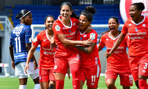 @americacalifem, en twitter manuela gonzález fue figura en la goleada de américa sobre el universitario de perú, en la. America De Cali A Vencer A Nacional En Los Cuartos De Final De La Liga Femenina