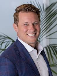 Mark Caston's Instagram, Twitter & Facebook