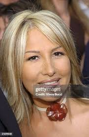 30 Photos & High Res Pictures