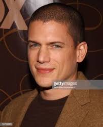 No, not a presidential pardon — the fugitive whistleblower had his first child, a baby boy, with wife lindsay mills. 900 Wentworth Miller Ideen In 2021 Schauspieler Heisseste Schauspieler Wentworth Miller