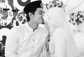 Semoga bahagia selalu suamiku/isteriku, dilancarkan segala urusan. Terlalu Banyak Dugaan Kita Tempuh Untuk Menikmati Saat Indah Ucapan Istimewa Izzue Islam Buat Isteri Hiburan Mstar