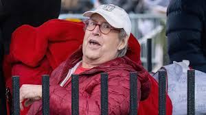 Vacation' Stars Chevy Chase And Beverly D'Angelo Hook Up For Abc Pilot –  New York Daily News