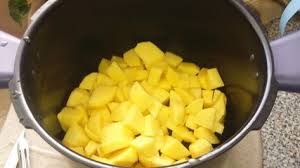 La Puree Au Cookeo Ma Vie De Maman Fois 4 Recettes De Cuisine Cookeo Recette Cuisine Et Boissons