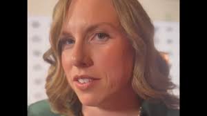 WATCH: Swimmers Show Out at Golden Goggles