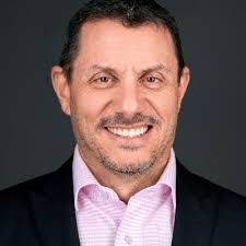 Darin Strong's Instagram, Twitter & Facebook