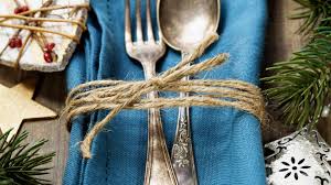 Einfache bastelideen mit bommeln in den weihnachtsfarben. Tischdeko Zu Weihnachten Selber Machen Brigitte De